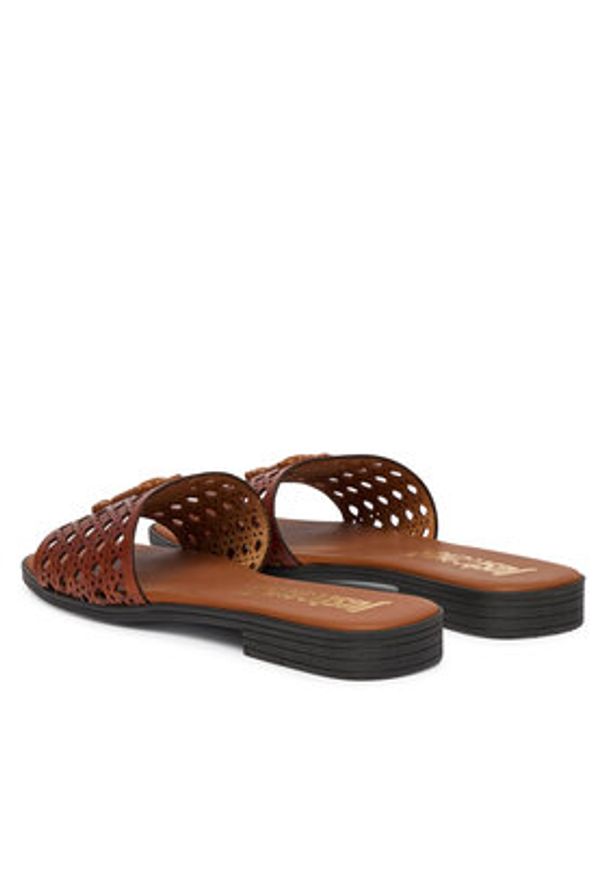 Just Cavalli Klapki 80RA3S82 ZPB95 Brązowy. Kolor: brązowy. Materiał: skóra