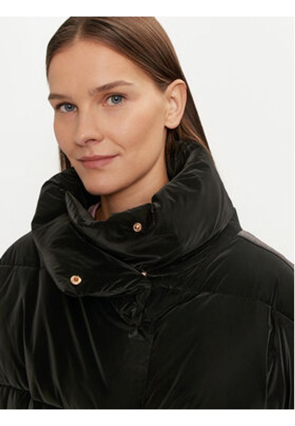 EA7 Emporio Armani Kurtka zimowa 6DTK02 TNDMZ 1200 Czarny Oversize. Kolor: czarny. Materiał: syntetyk. Sezon: zima