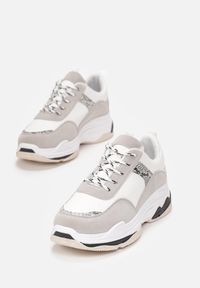 Born2be - Białe Sneakersy Eirerial. Wysokość cholewki: przed kostkę. Nosek buta: okrągły. Zapięcie: sznurówki. Kolor: biały. Materiał: skóra. Szerokość cholewki: normalna. Wzór: nadruk #4