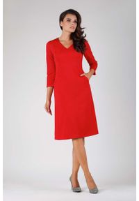 Nommo - Czerwona Trapezowa Wizytowa Sukienka Mini z Kieszeniami. Kolor: czerwony. Materiał: poliester, wiskoza. Wzór: kwiaty. Typ sukienki: trapezowe. Styl: wizytowy. Długość: mini #1
