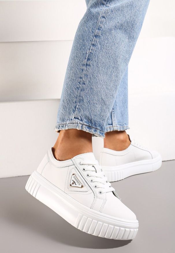Born2be - Białe Sneakersy na Grubej Podeszwie z Naturalnej Skóry Tessara. Zapięcie: sznurówki. Kolor: biały. Materiał: skóra