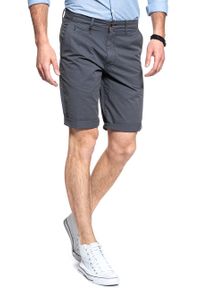 Wrangler - KRÓTKIE SPODENKI WRANGLER CHINO SHORTS OMBRE BLUE W14MLL90K. Materiał: materiał. Długość: krótkie #8