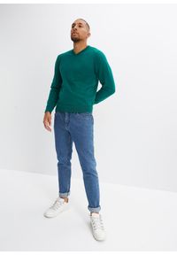 bonprix - Sweter z dekoltem w serek, z dzianiny o gładkim splocie drobnych oczek. Typ kołnierza: dekolt w serek. Kolor: zielony. Materiał: dzianina. Wzór: gładki, ze splotem. Styl: klasyczny