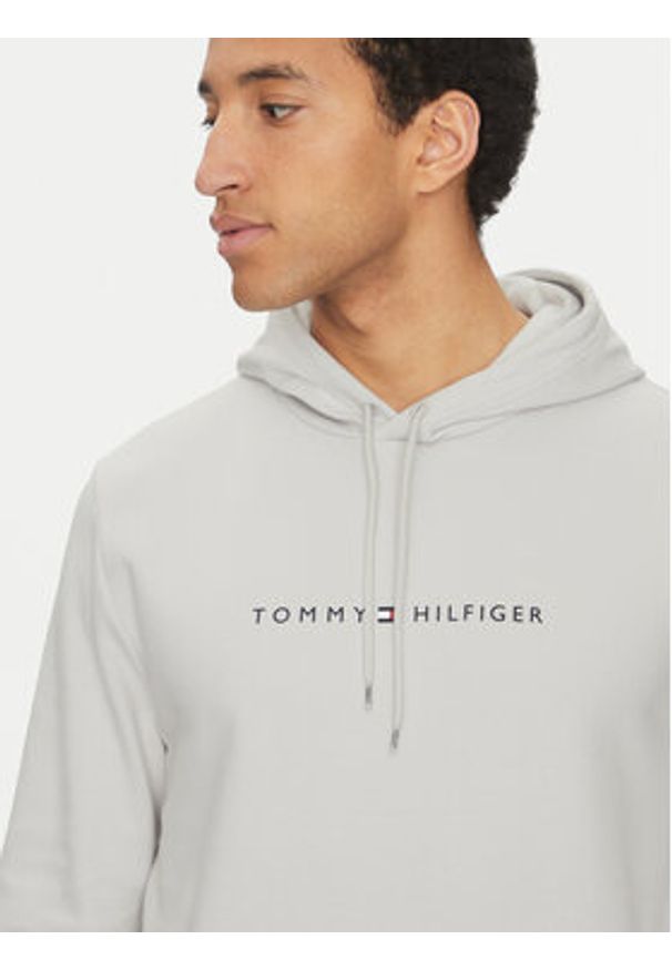 TOMMY HILFIGER - Tommy Hilfiger Bluza UM0UM03506 Szary Regular Fit. Kolor: szary. Materiał: bawełna, syntetyk
