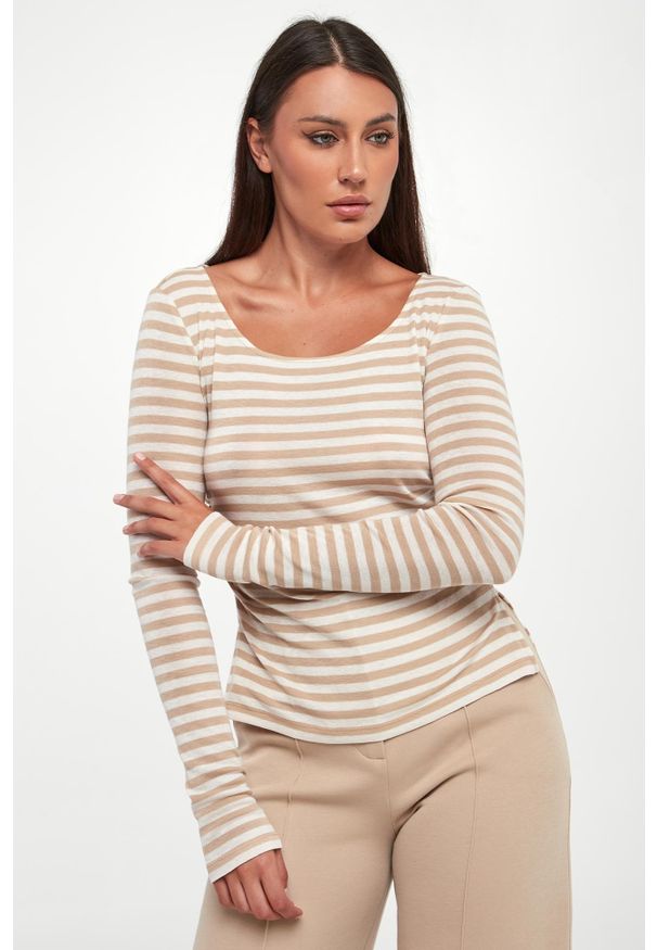 Bluzka damska wełniana Africa MM. Materiał: wełna