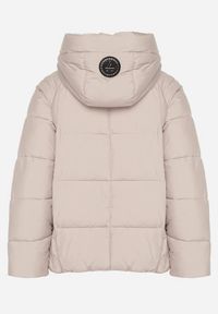 Born2be - Beżowa Oversizowa Kurtka z Pikowanymi Przeszyciami i Kapturem Galimea. Okazja: na co dzień. Kolor: beżowy. Materiał: jeans, poliester. Wzór: aplikacja. Styl: casual, klasyczny #7