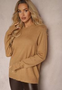 Renee - Ciemnobeżowy Sweter o Klasycznym Kroju z Wełną Mairissa. Okazja: na co dzień, na spotkanie biznesowe, na spacer. Kolor: beżowy. Materiał: wełna. Styl: klasyczny #4