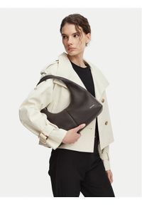 Calvin Klein Torebka Slouchy Leather Shoulder Bag LV04F3657G Brązowy. Kolor: brązowy. Materiał: skórzane #1