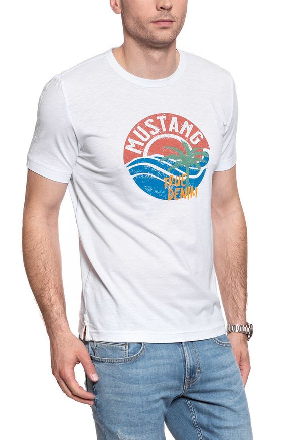 Mustang - MUSTANG T SHIRT Alex C Print 1009534 2045. Wzór: nadruk
