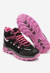 Born2be - Czarno-Fuksjowe Sznurowane Buty Trekkingowe Traperki Vices na Grubej Podeszwie Afertie. Wysokość cholewki: za kostkę. Kolor: czarny. Materiał: jeans. Szerokość cholewki: normalna. Styl: klasyczny, wakacyjny, sportowy #3