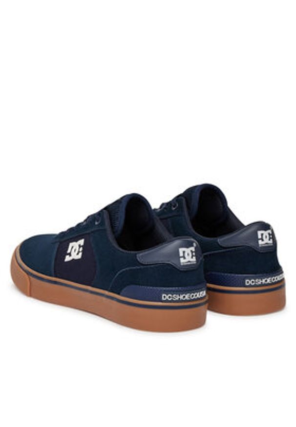 DC Tenisówki AW247501 Granatowy. Kolor: niebieski. Materiał: skóra, zamsz