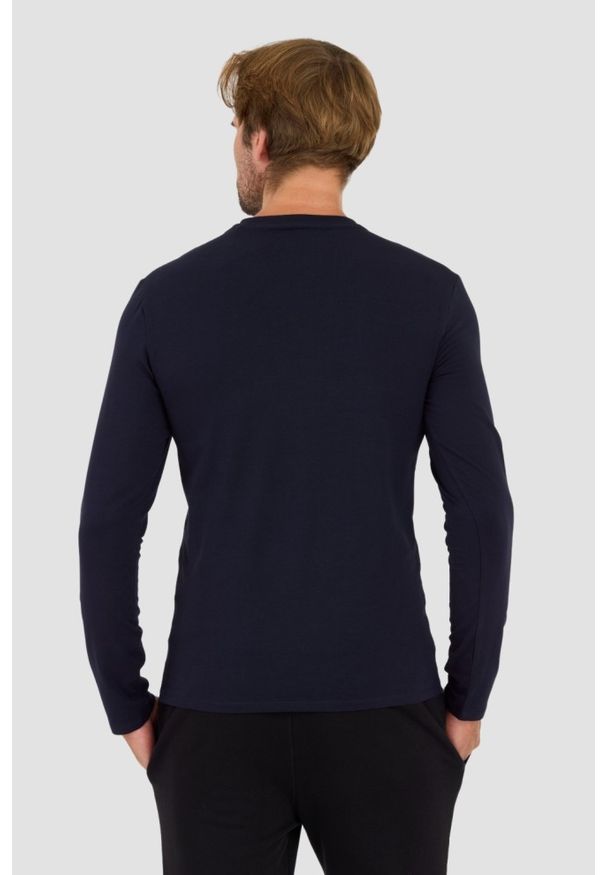 Guess - GUESS Granatowy męski longsleeve Core Tee, Rozmiar M. Kolor: niebieski. Długość rękawa: długi rękaw