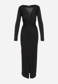 Born2be - Czarna Sukienka Koktajlowa z Ozdobnym Supełkiem i Rozcięciem Tefeti. Okazja: na imprezę. Typ kołnierza: dekolt w kształcie V. Kolor: czarny. Typ sukienki: dopasowane. Styl: wizytowy #4