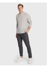 Casual Friday Spodnie materiałowe Portman 2.0 20504515 Szary Slim Fit. Okazja: na co dzień. Kolor: szary. Materiał: syntetyk. Styl: casual #5