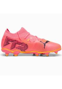 Buty piłkarskie dla dzieci Puma 10772903. Zapięcie: sznurówki. Kolor: różowy. Materiał: syntetyk, materiał. Szerokość cholewki: normalna. Sport: piłka nożna