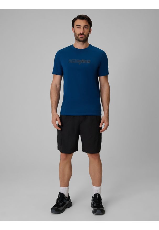 4f - 4F T-shirt regular z nadrukiem męski - granatowy M. Okazja: na co dzień. Kolor: niebieski. Materiał: dzianina, bawełna. Wzór: nadruk. Styl: casual