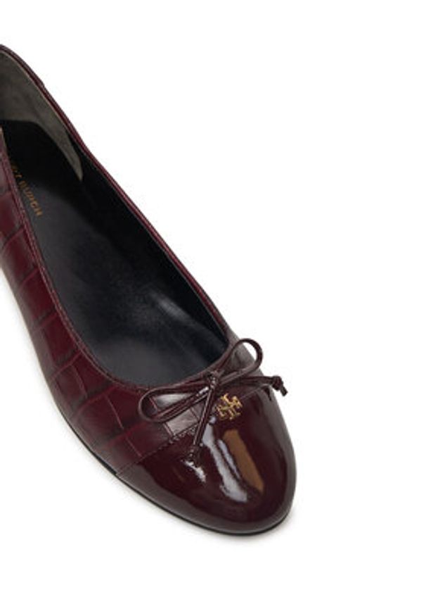 Tory Burch Baleriny Cap Toe Ballet 165365 Bordowy. Kolor: czerwony. Materiał: skóra