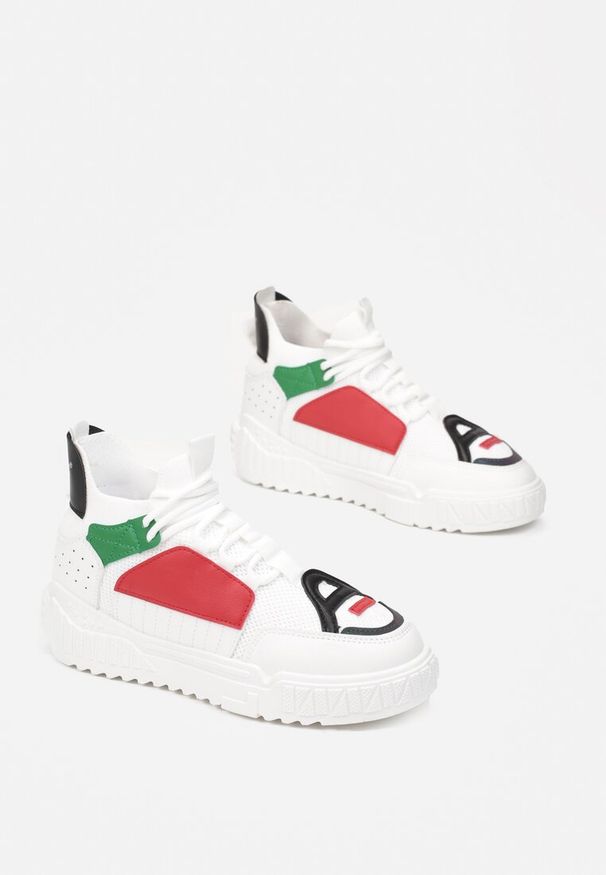 Renee - Białe Sneakersy Agathime. Wysokość cholewki: przed kostkę. Nosek buta: okrągły. Zapięcie: bez zapięcia. Kolor: biały. Materiał: materiał. Szerokość cholewki: normalna. Wzór: geometria, kolorowy, aplikacja