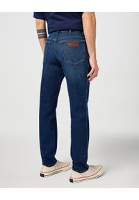 Wrangler - MESKIE SPODNIE WRANGLER TEXAS SLIM VINTAGE STORM 112362312. Styl: vintage