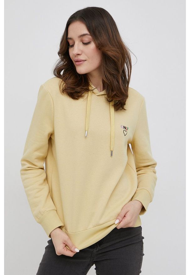 only - Only Bluza damska kolor żółty z kapturem z aplikacją. Okazja: na co dzień. Typ kołnierza: kaptur. Kolor: żółty. Materiał: bawełna. Wzór: aplikacja. Styl: casual