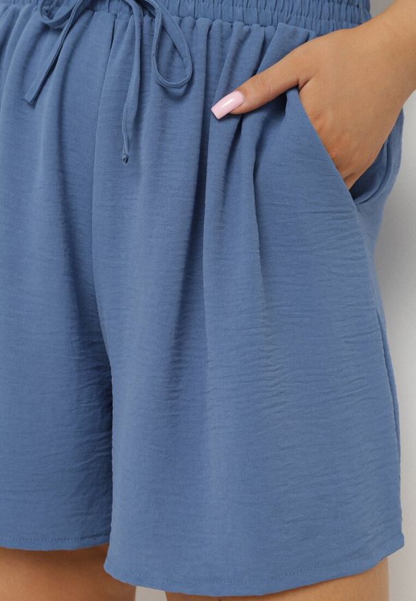 Born2be - Niebieskie Szorty z Wysokim Stanem i Gumką w Pasie Mevaraia. Stan: podwyższony. Kolekcja: plus size. Kolor: niebieski. Sezon: lato. Styl: klasyczny