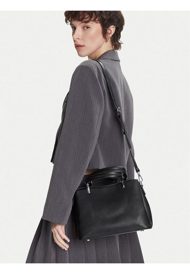 Call It Spring Torebka Next Level 13761881 Czarny. Kolor: czarny. Materiał: skórzane