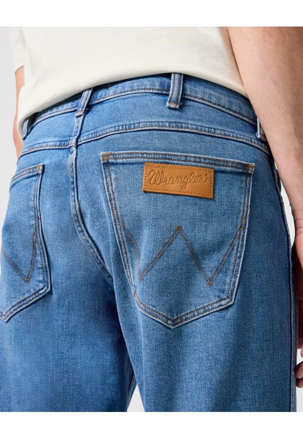 Wrangler - WRANGLER MĘSKIE SPODNIE JEANSOWE WRANGLER GREENSBORO NEW FAVORITE 112322662