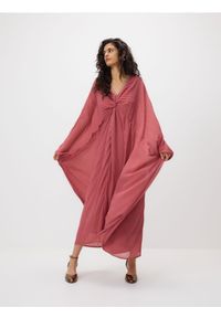Reserved - Plisowana sukienka kimono - różowy. Kolor: różowy. Materiał: tkanina. Wzór: gładki #1