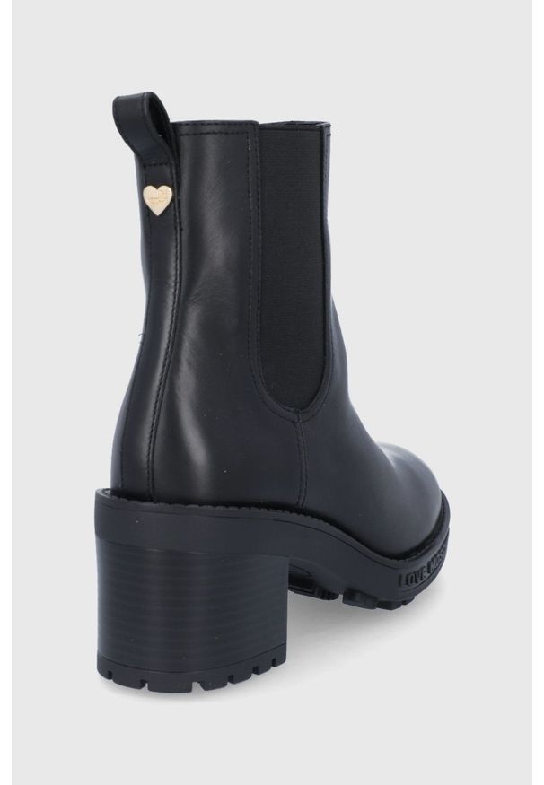 Love Moschino - Sztyblety skórzane. Nosek buta: okrągły. Kolor: czarny. Materiał: skóra. Obcas: na obcasie. Wysokość obcasa: średni