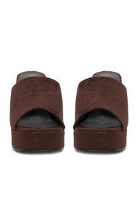 DeeZee Klapki CEO-HY7562-10 Brązowy. Kolor: brązowy. Materiał: materiał #9