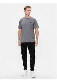The North Face T-Shirt Simple Dome NF0A87NG Szary Regular Fit. Kolor: szary. Materiał: syntetyk, bawełna #2
