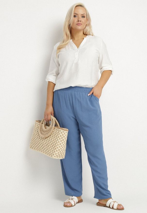 Born2be - Niebieskie Szerokie Spodnie z Bawełną i Wysokim Stanem Naitte. Okazja: na co dzień. Stan: podwyższony. Kolor: niebieski. Materiał: bawełna. Styl: elegancki, casual