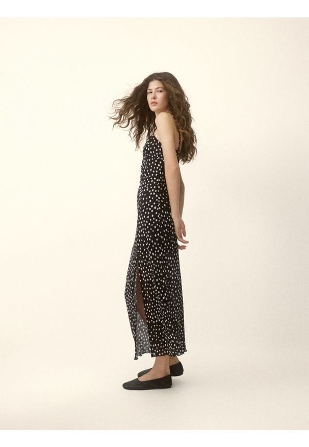 Reserved - Sukienka maxi - czarny. Kolor: czarny. Materiał: dzianina. Typ sukienki: proste. Długość: maxi