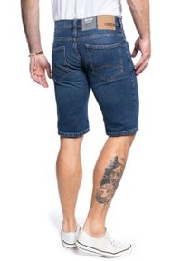 Mustang - SPODENKI MĘSKIE MUSTANG Chicago Short DENIM BLUE 1005417 5000 882. Materiał: denim