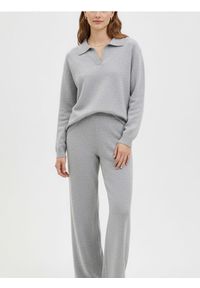 Sinsay - Gładki sweter z kołnierzem - szary. Kolor: szary. Wzór: gładki #1