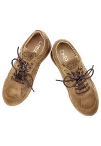 CheBello - Brązowe Sneakersy Chebello Modne Welurowe Obuwie Damskie. Okazja: na co dzień. Kolor: brązowy. Materiał: welur. Styl: klasyczny, casual, elegancki #4