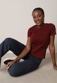 Born2be - Bordowy Bawełniany T-shirt w Klasycznym Stylu Nedila. Kolor: czerwony. Materiał: bawełna. Długość: długie. Styl: klasyczny #3