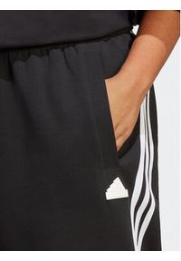 Adidas - adidas Spodnie dresowe Future Icons 3-Stripes Regular Tracksuit Bottoms (Plus Size) HT4703 Czarny Regular Fit. Kolekcja: plus size. Kolor: czarny. Materiał: bawełna