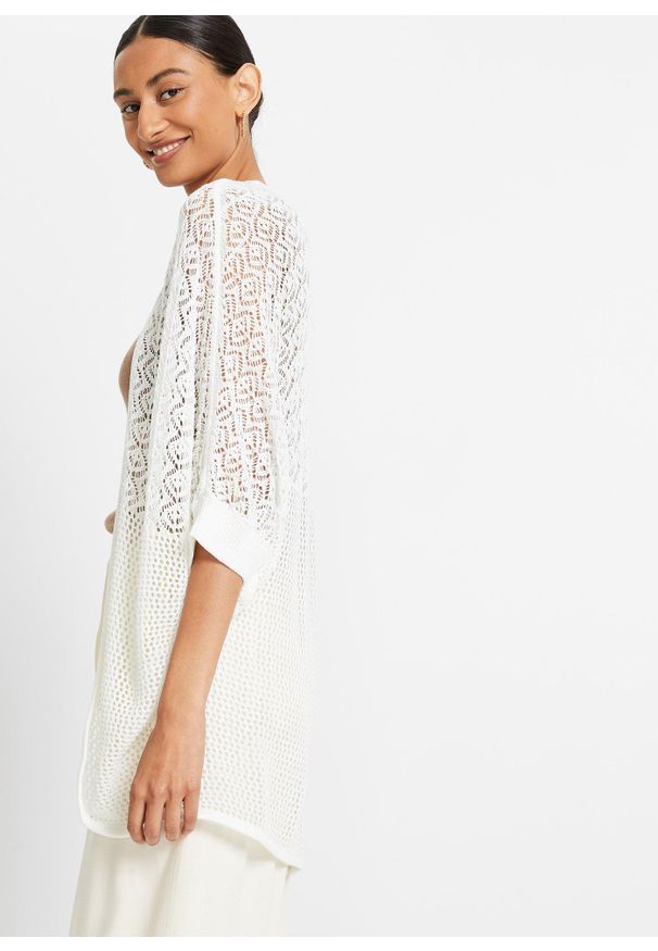 bonprix - Długi kardigan w ażurowy wzór. Kolor: biały. Długość rękawa: krótki rękaw. Długość: długie. Wzór: ażurowy