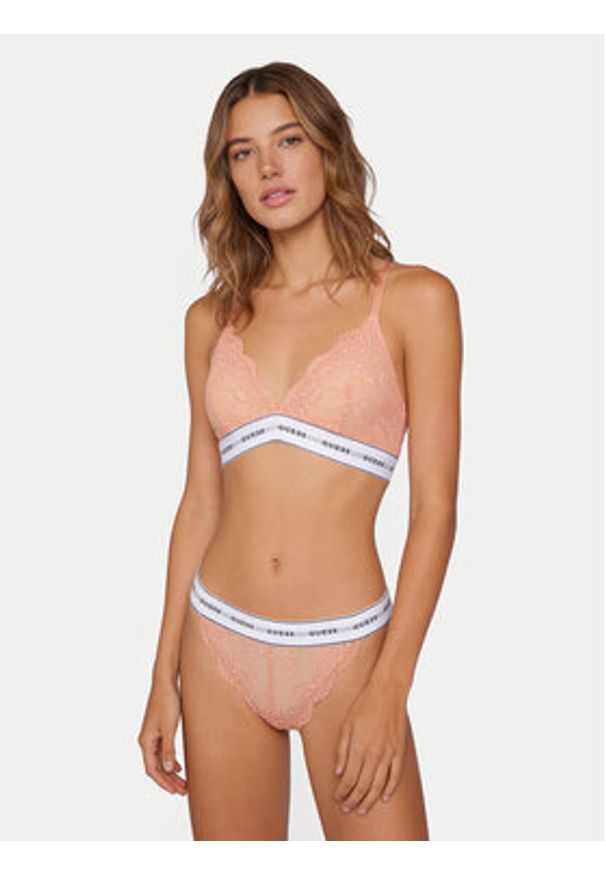 Guess Figi brazylijskie O97E01 KBBT0 Pomarańczowy. Kolor: pomarańczowy. Materiał: syntetyk