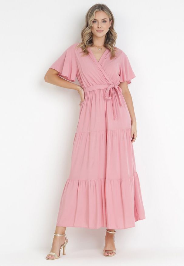 Born2be - Różowa Rozkloszowana Sukienka Maxi z Wiązanym Paskiem Japhelia. Kolor: różowy. Materiał: materiał. Styl: klasyczny. Długość: maxi