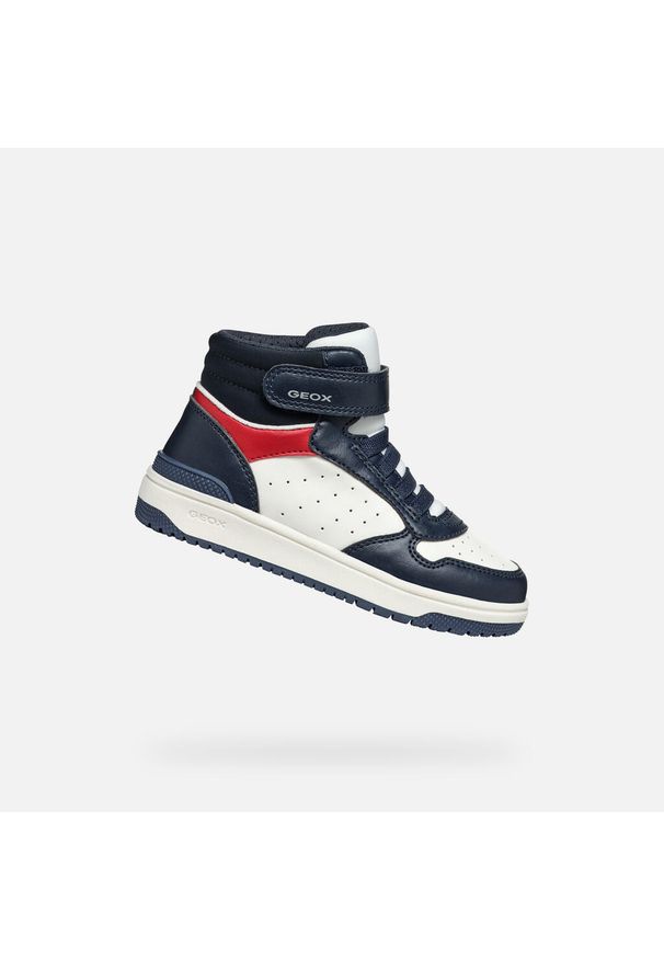 Geox - Buty GEOX J WASHIBA Biały. Kolor: wielokolorowy, niebieski, biały. Materiał: lycra, materiał. Sport: turystyka piesza