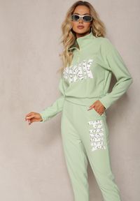 Renee - Jasnozielony Komplet z Napisem Bluza Krótka i Spodnie ze Ściągaczami Nimilia. Kolor: zielony. Wzór: napisy #3