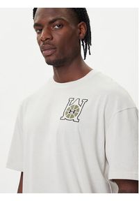 Under Armour T-Shirt Hoops Courtside 6003686 Biały Oversize. Kolor: biały. Materiał: bawełna