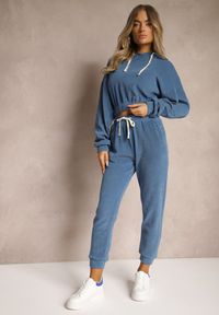 Renee - Granatowy Komplet Dresowy z Dodatkiem Bawełny Spodnie z Gumką w Pasie i Bluza z Kapturem Hasaria. Kolor: niebieski. Materiał: dresówka, bawełna #3