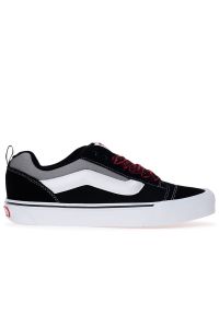 Buty Vans KNU Skool VN0009QCBA21 - czarne. Okazja: na co dzień. Zapięcie: pasek. Kolor: czarny. Materiał: zamsz, tkanina, guma. Szerokość cholewki: normalna. Model: Vans Old Skool
