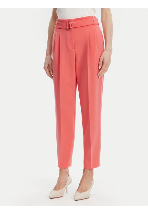 BOSS Spodnie materiałowe Tapiah 50490037 Różowy Regular Fit. Kolor: różowy. Materiał: syntetyk