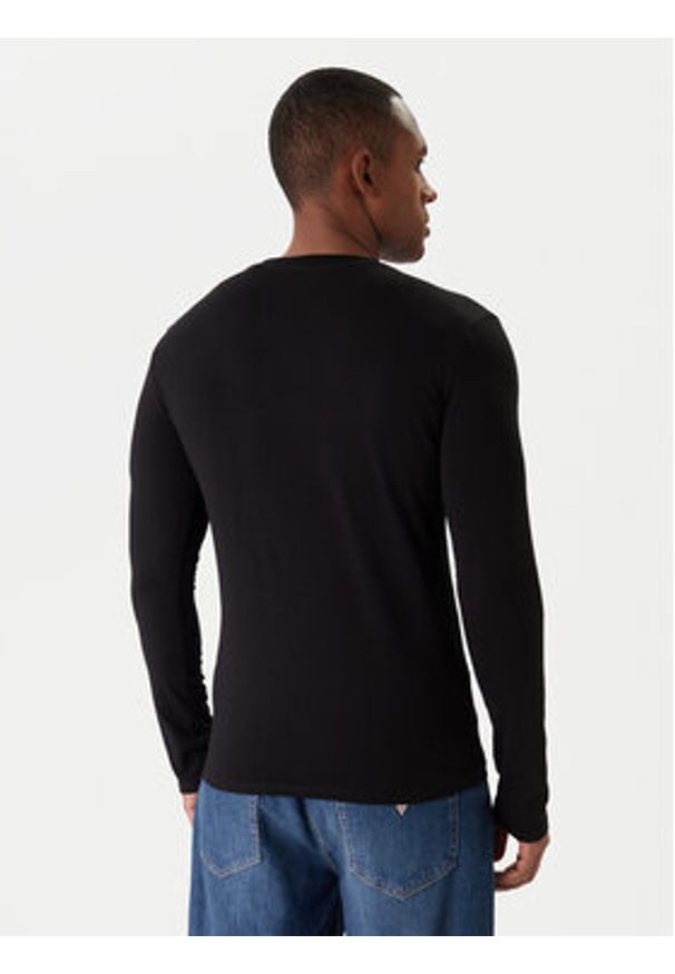 Guess Longsleeve M2YI08 J1314 Czarny Slim Fit. Kolor: czarny. Materiał: bawełna. Długość rękawa: długi rękaw