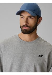 4f - 4F Czapka z daszkiem snapback uniseks - niebieska XS/S (56cm). Kolor: niebieski. Materiał: bawełna, materiał. Styl: casual, sportowy, klasyczny #1