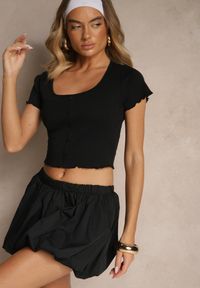 Renee - Czarny Dopasowany T-shirt z Bawełny Zdobiony Guzikami Filinnea. Okazja: na co dzień. Kolor: czarny. Materiał: bawełna. Wzór: aplikacja. Styl: casual #5